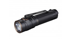 Fenix E30R - Lanternă reîncărcabilă - 1600 Lumeni - 203 Metri