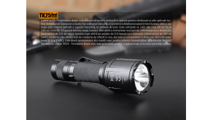 Fenix TK25 - Versiune Red - Lanternă Tactică - 1000 Lumeni - 225 Metri