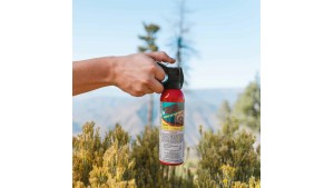 Spray împotriva urșilor - Counter Assault - 230 g - 10 metri - cu husă